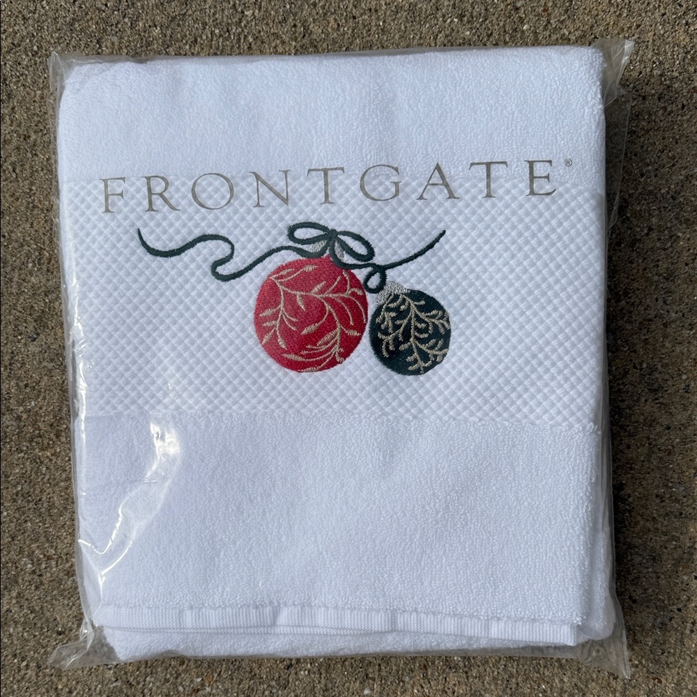 Frontgate White Towel with Holiday Ornament Design - NWT